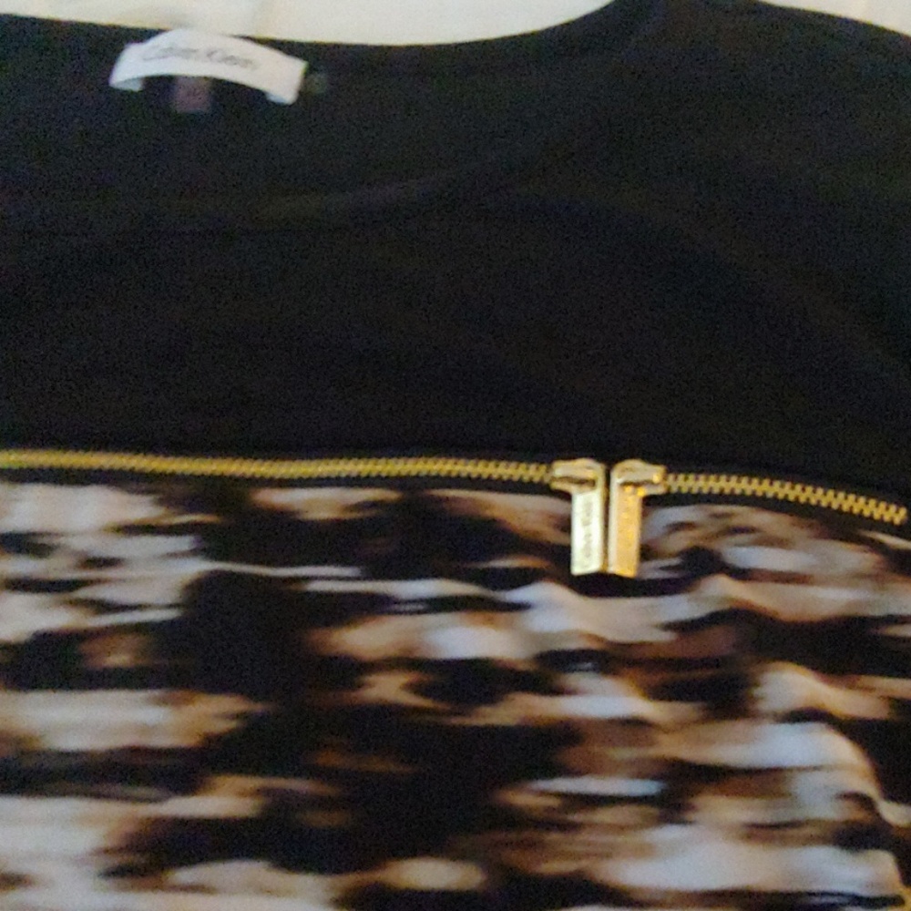 Top - Picture 3 of 4